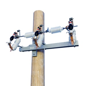 3-Phase mount with sectionaliser_01_white_bg